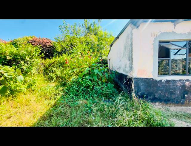 2 BEDROOM HOUSE FOR SALE IN KWAMASHU